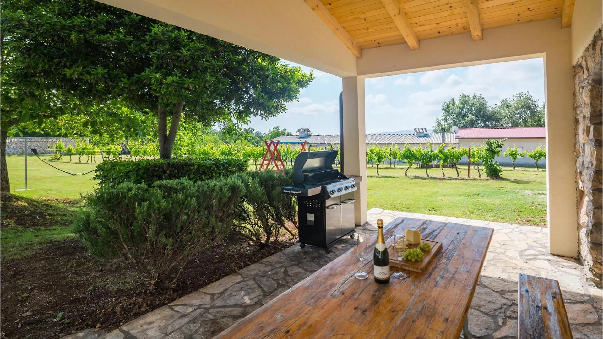 Nice Home In Labin With Outdoor Swimming Pool