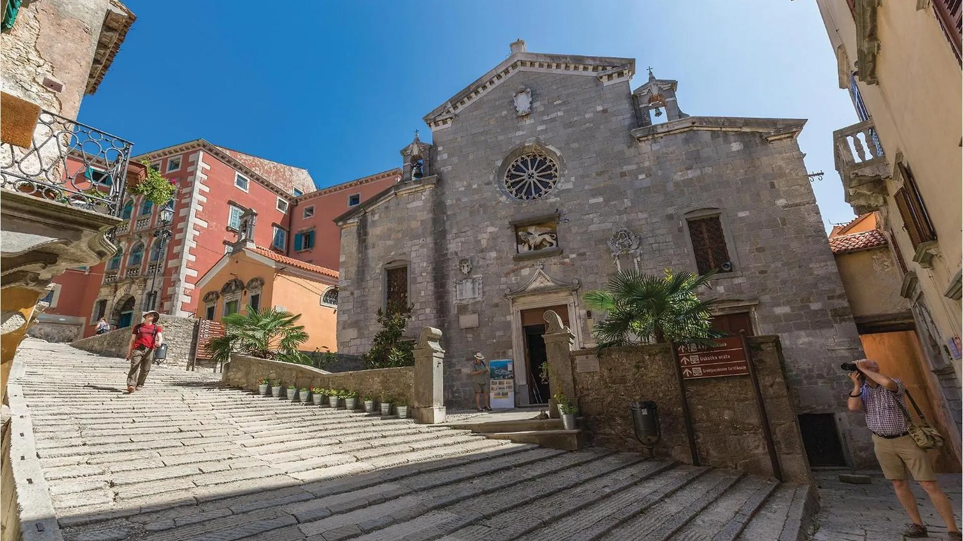 Nice Home In Labin With Outdoor Swimming Pool